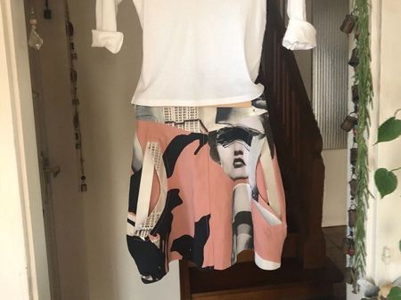 Wunderschöner Rock von « CARVEN » 2 Taschen